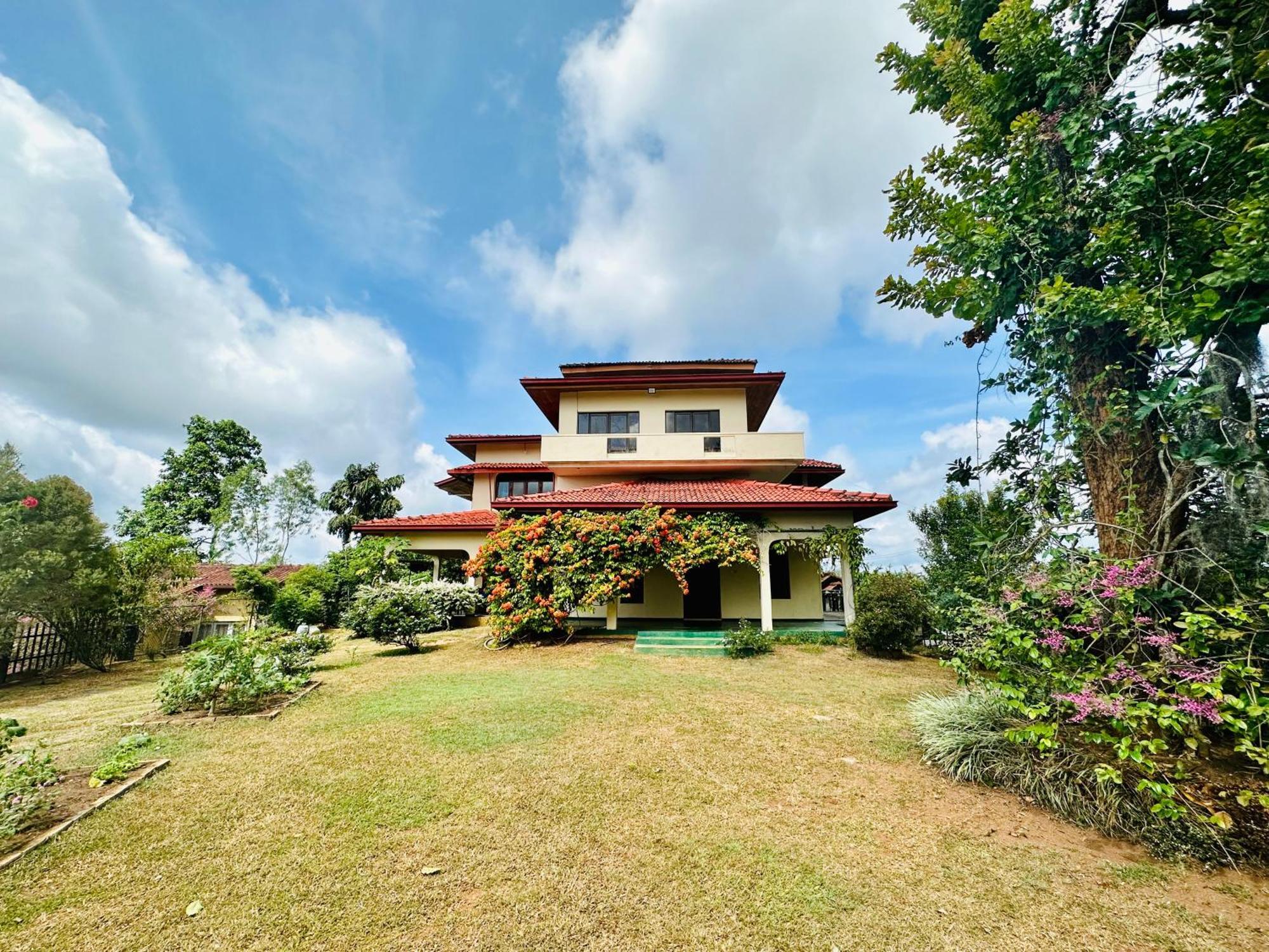 The Views Kandy - 360 Mountain View Exterior photo