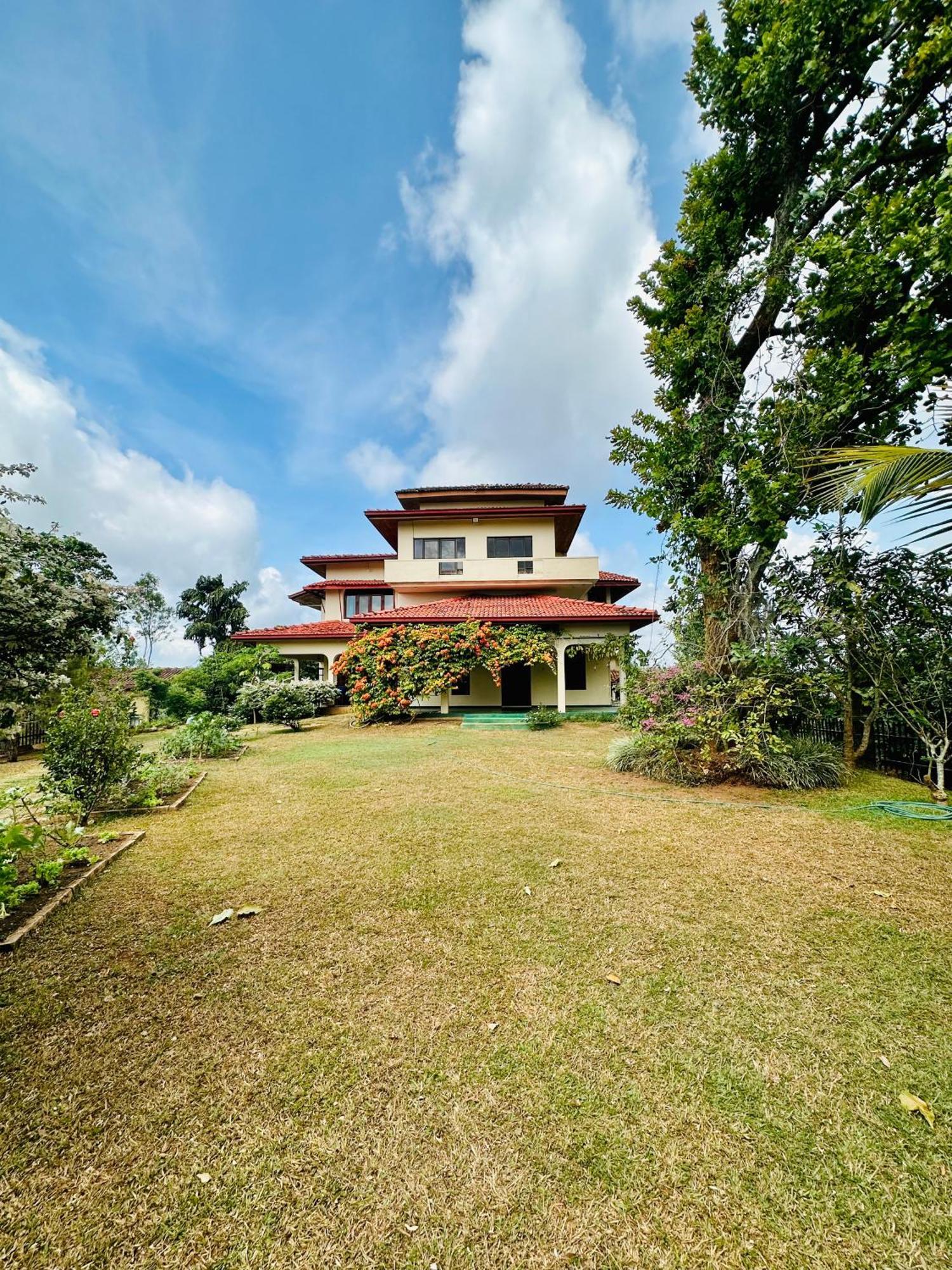 The Views Kandy - 360 Mountain View Exterior photo